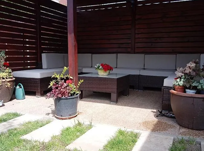 Borostyan Vendeghaz Eger